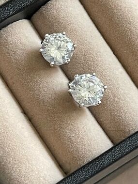 Sterling Silver Clear Stone Stud Earrings